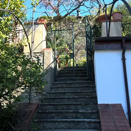 Apartment La Depandance Della Nonna Camogli
